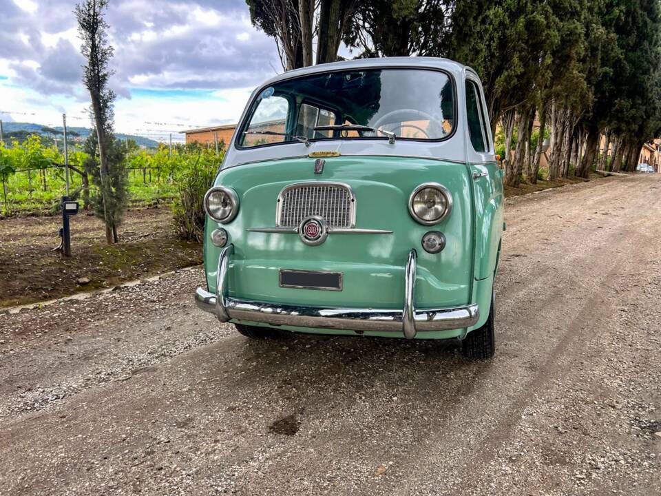 Image 50/53 de FIAT 600 D Multipla (1967)