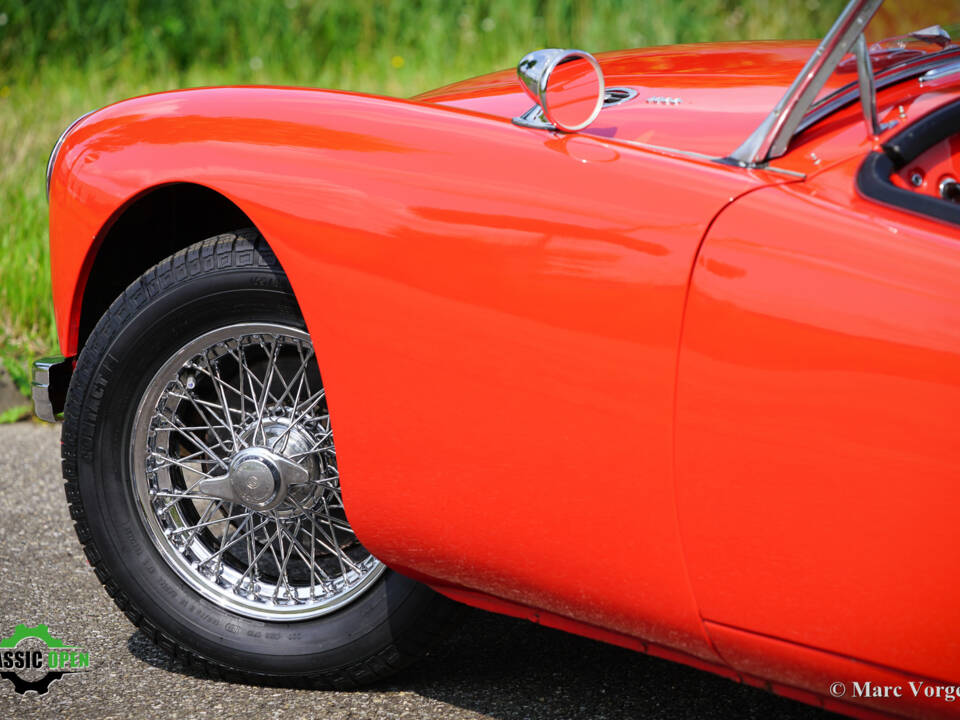 Image 39/43 of MG MGA 1600 (1960)