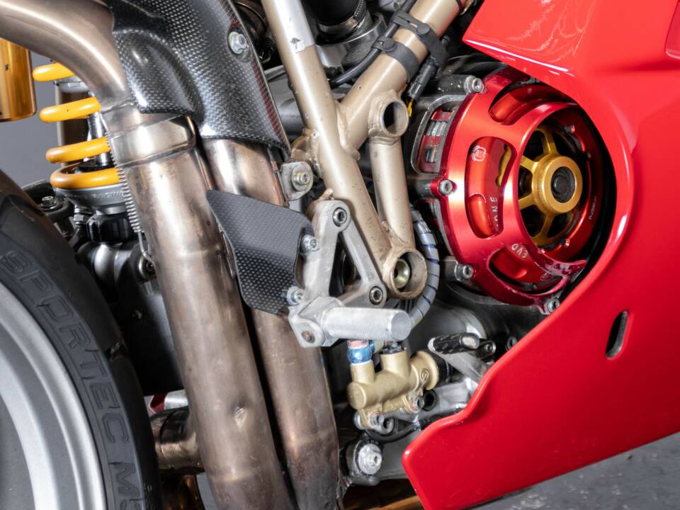 Imagen 27/43 de Ducati 996 SPS (1999)