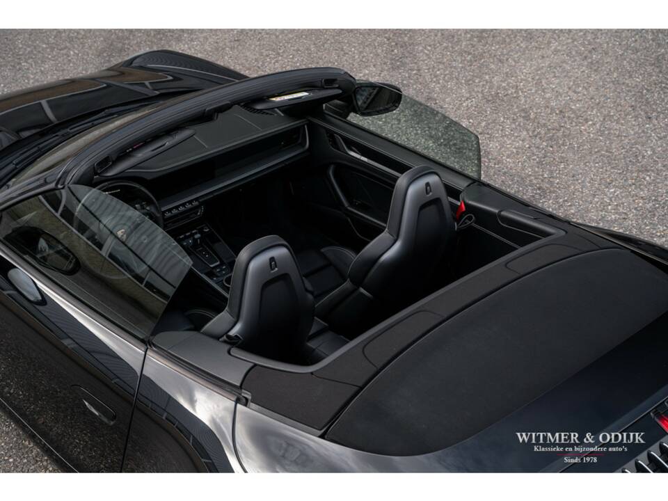 Image 12/39 de Porsche 911 Carrera 4S (2019)