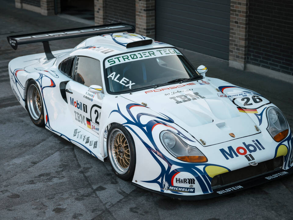 Image 4/16 de Porsche 911 GT1 Evo (1997)