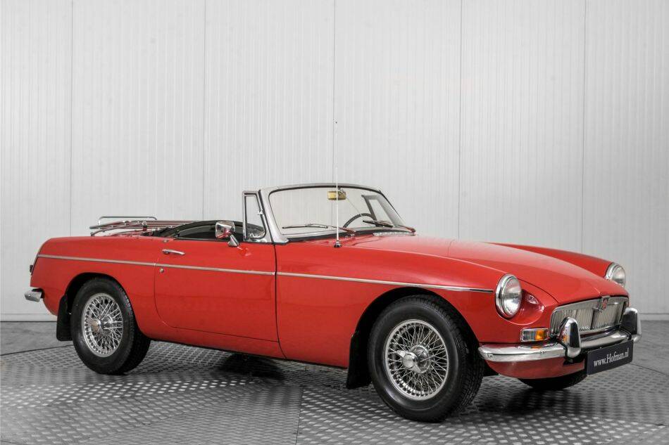 Imagen 64/82 de MG MGB (1967)