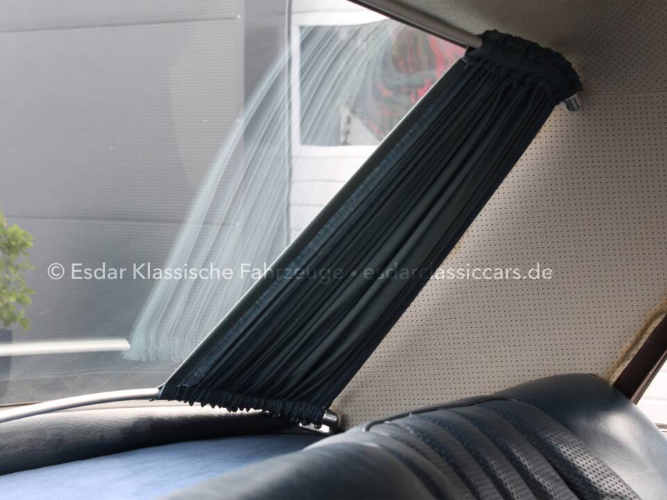 Image 33/35 de Mercedes-Benz 300 SEL 3.5 (1971)