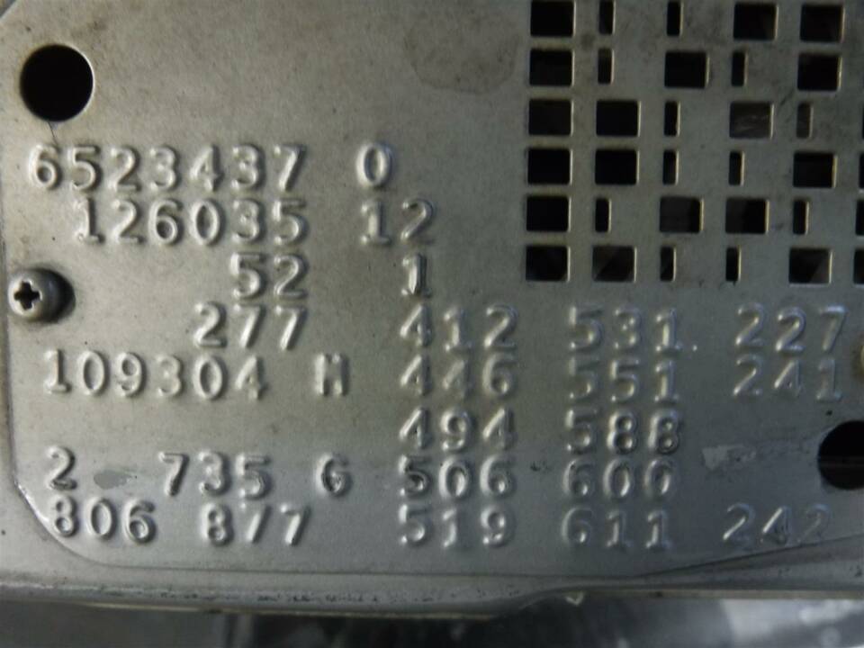 Image 11/31 de Mercedes-Benz 420 SEL (1986)