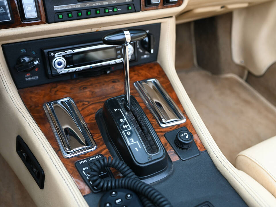 Image 39/45 of Jaguar XJ-S Convertible (1990)