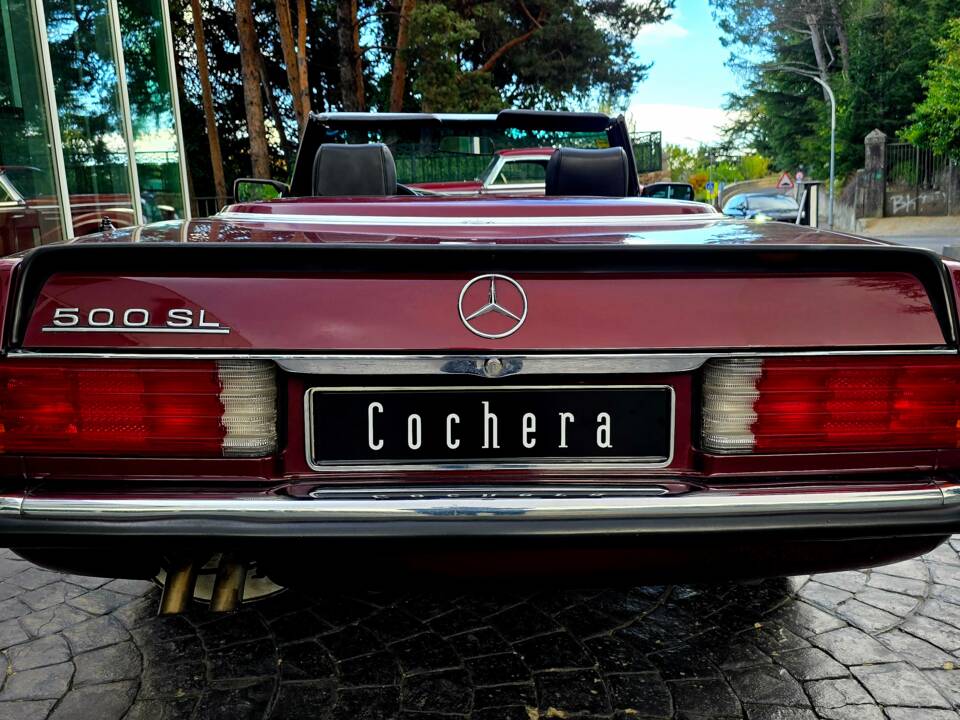 Image 20/34 of Mercedes-Benz 500 SL (1986)