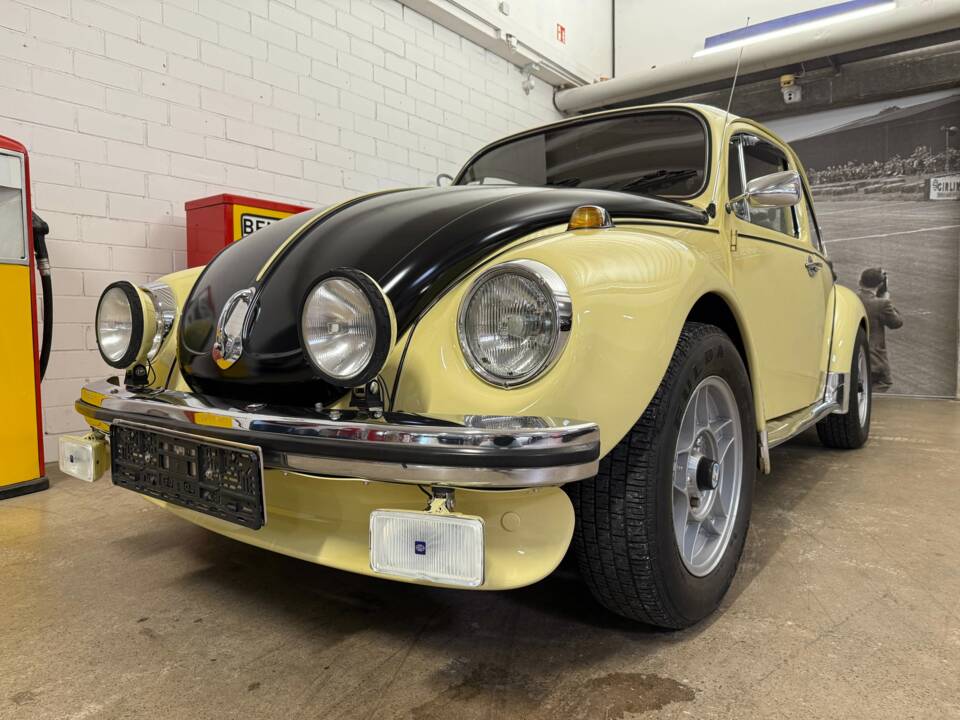 Image 2/15 of Volkswagen Beetle 1302 LS (1971)