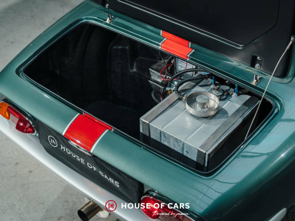 Image 13/24 of Lotus Elan S2 26R (1965)