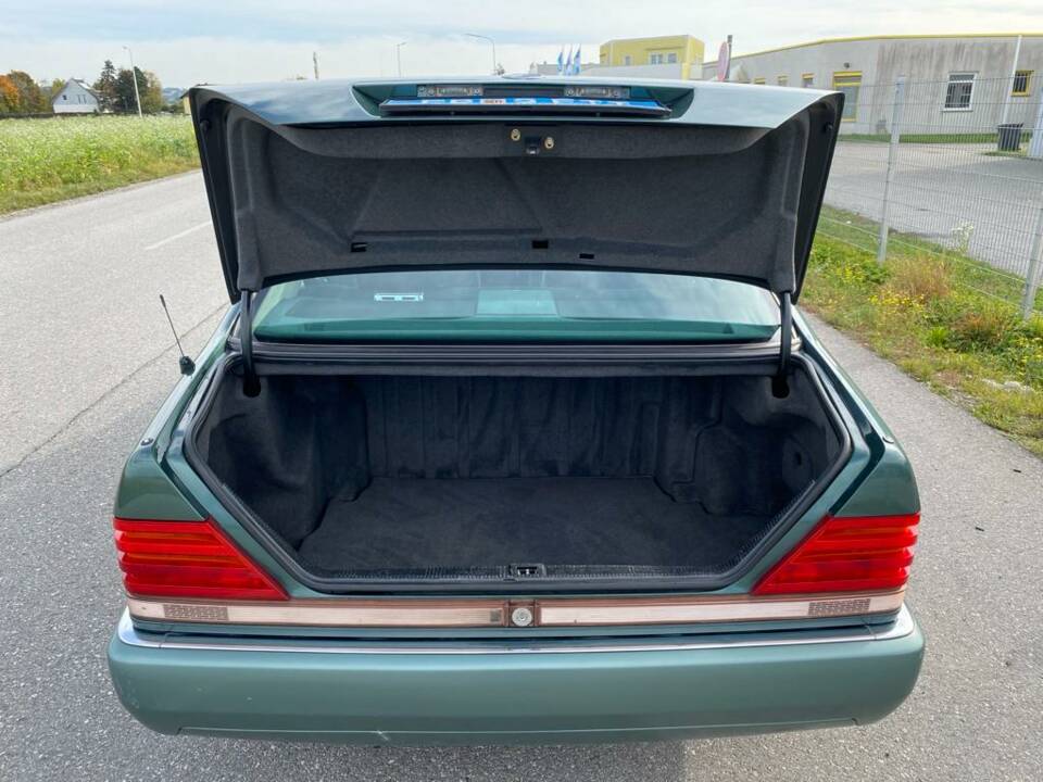 Imagen 5/22 de Mercedes-Benz 500 SE (1991)