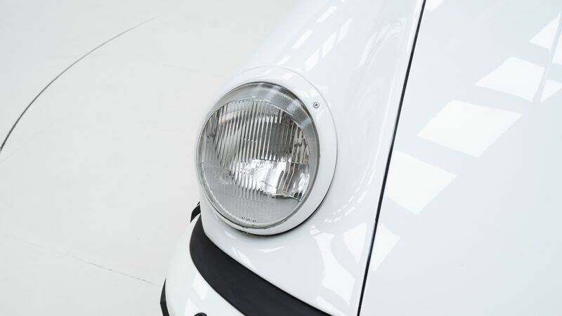 Bild 10/15 von Porsche 911 SC 3.0 (1983)