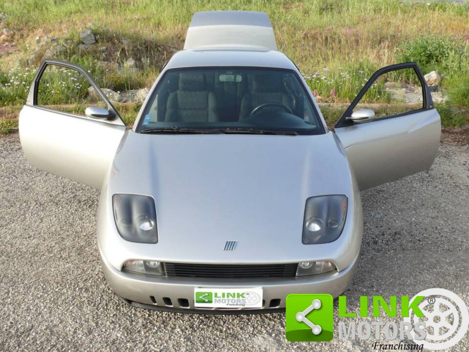 Immagine 2/10 di FIAT Coupé 2.0 20V (1997)