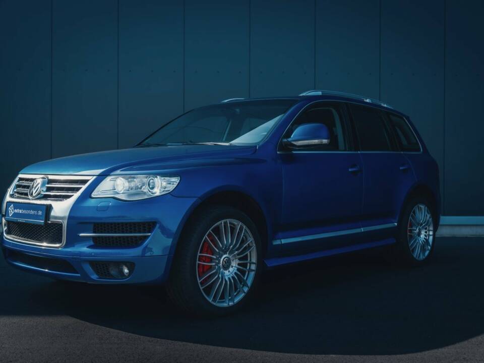 Image 2/15 of Volkswagen Touareg W12 (2007)