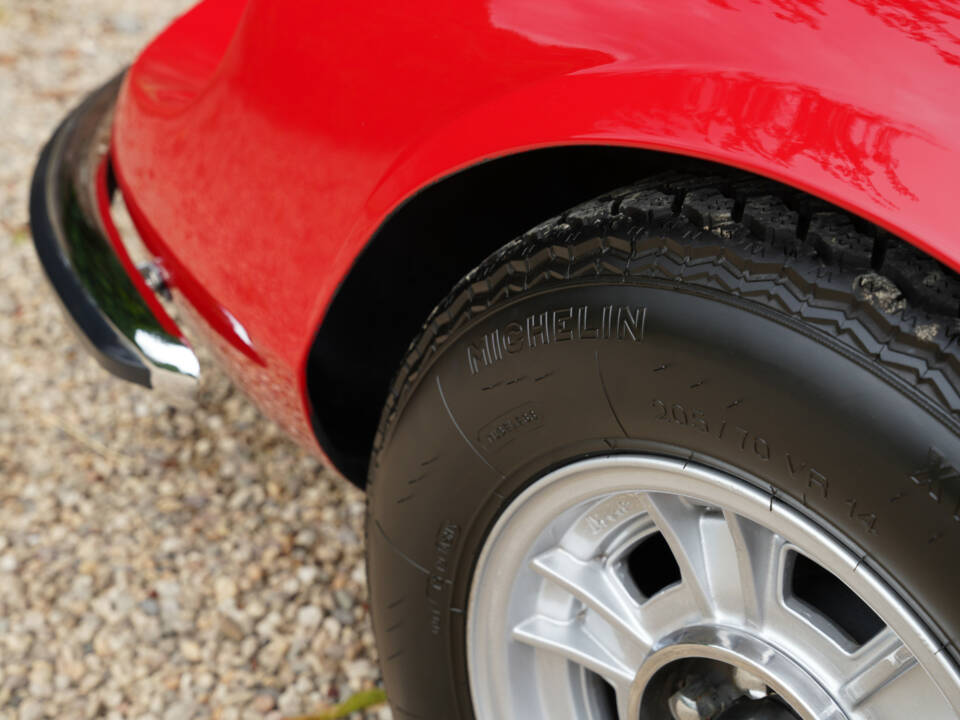 Afbeelding 35/50 van Ferrari Dino 246 GTS (1973)