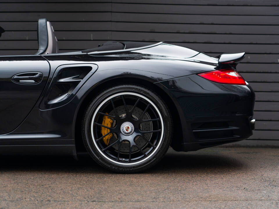 Imagen 6/51 de Porsche 911 Turbo S (2011)