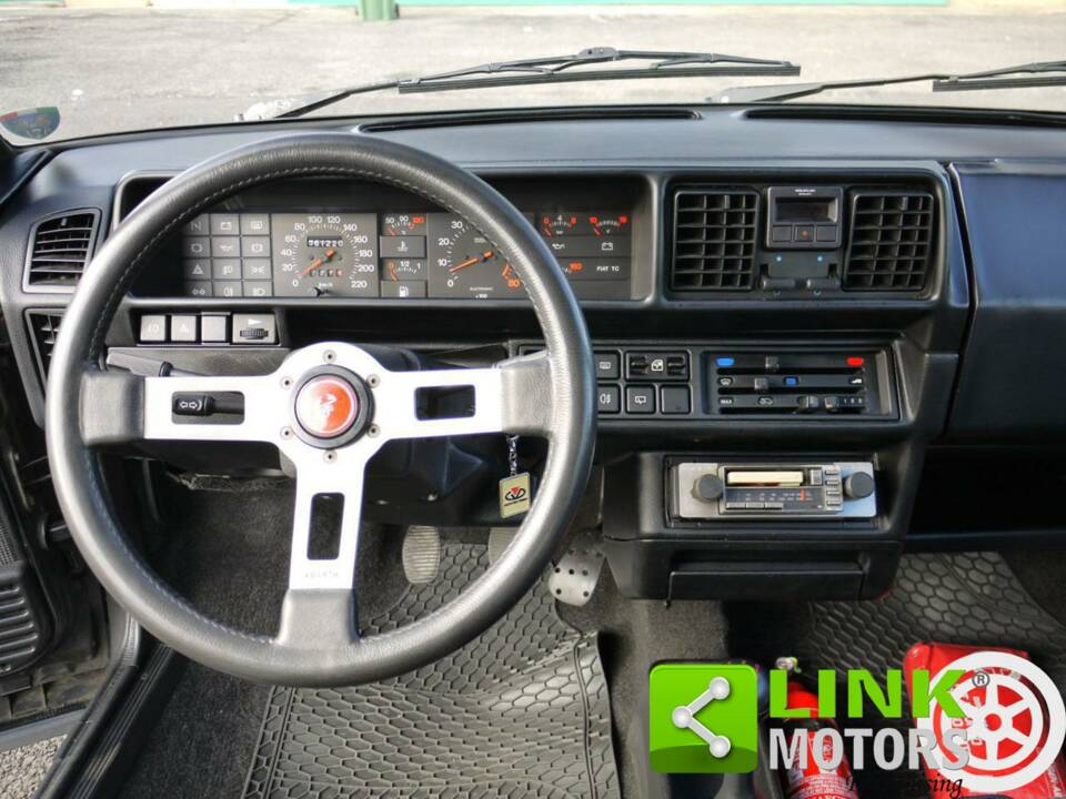 Image 7/10 of FIAT Ritmo 130 TC Abarth (1984)