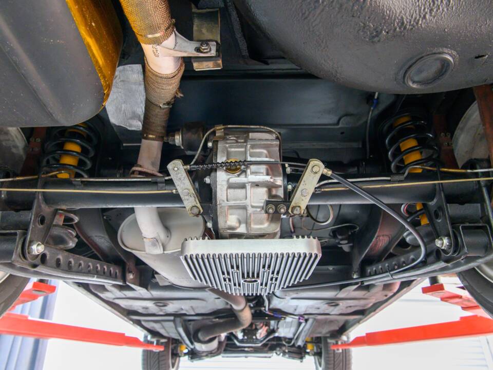 Image 42/56 of Alfa Romeo Giulia Nuova Super 1300 (1974)