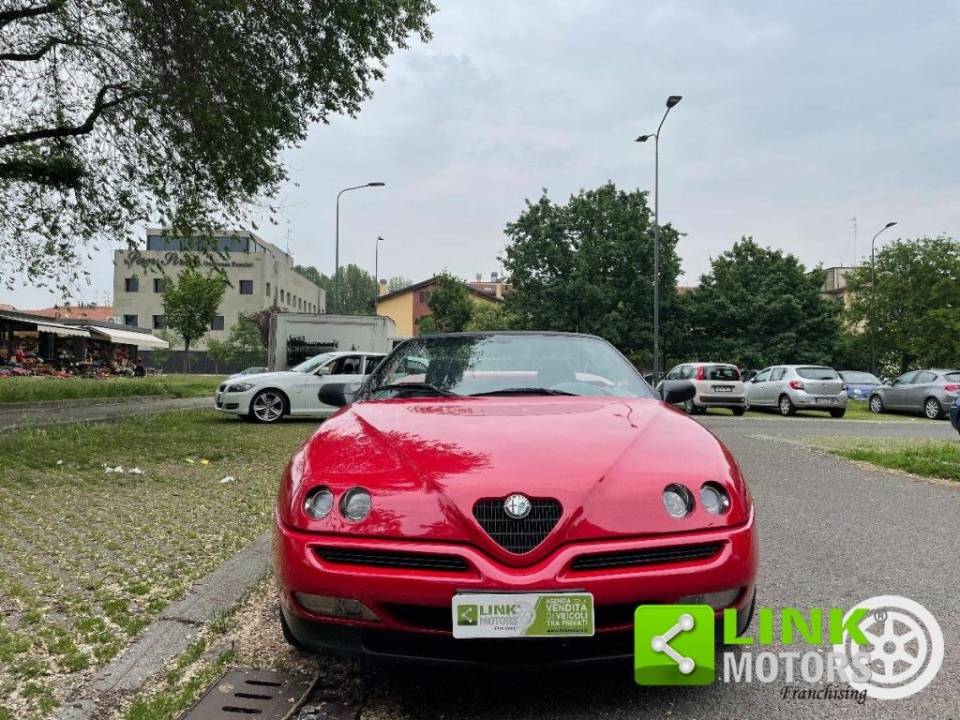 Imagen 5/9 de Alfa Romeo Spider 2.0 Twin Spark 16V (1996)
