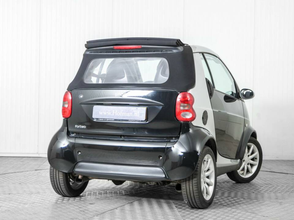 Image 32/37 of Smart Fortwo (2005)