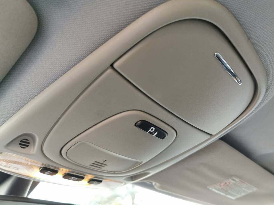 Image 17/47 de Jaguar S-Type 2.5 V6 (2005)