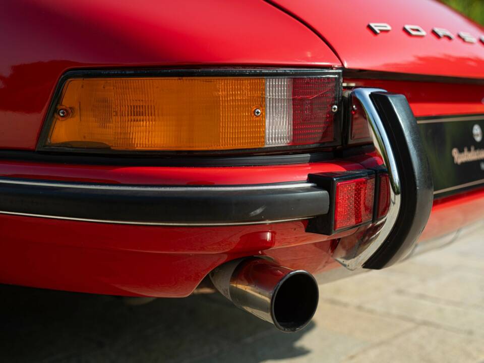Image 24/50 of Porsche 911 2.4 S (1973)