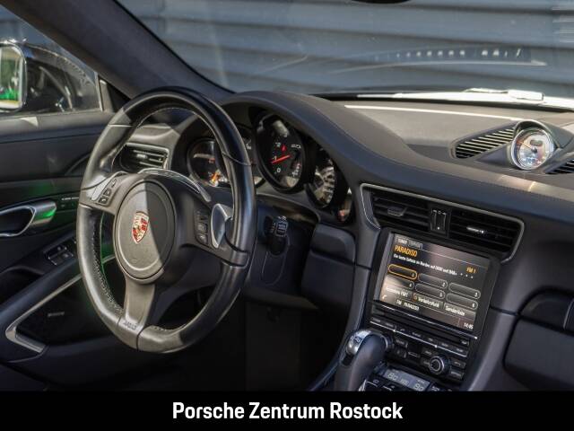 Bild 6/27 von Porsche 911 Carrera 4 GTS (2015)