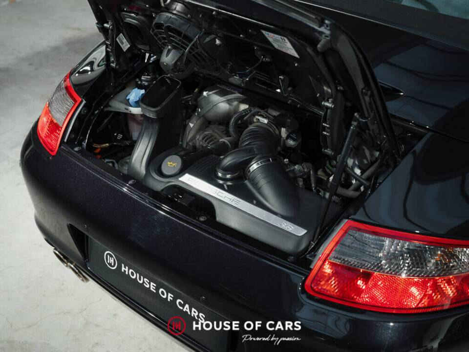 Image 13/25 de Porsche 911 Carrera 4S (2008)