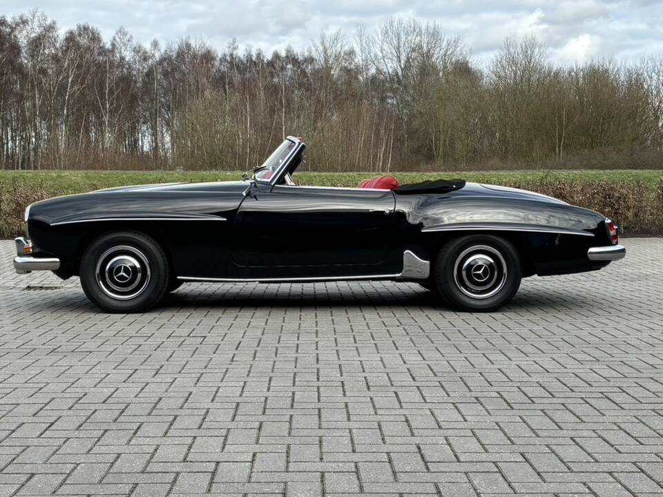 Image 5/8 of Mercedes-Benz 190 SL (1957)