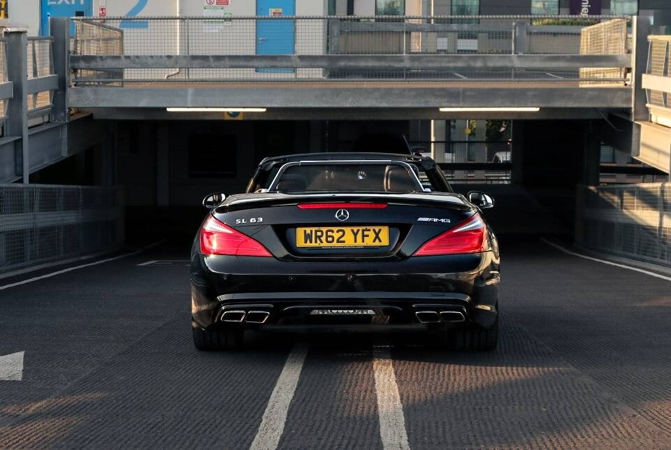 Image 7/33 de Mercedes-Benz SL 63 AMG (2012)