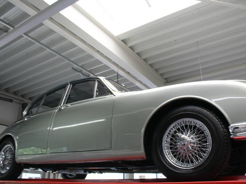 Immagine 7/50 di Jaguar Mk II 3.4 (1964)