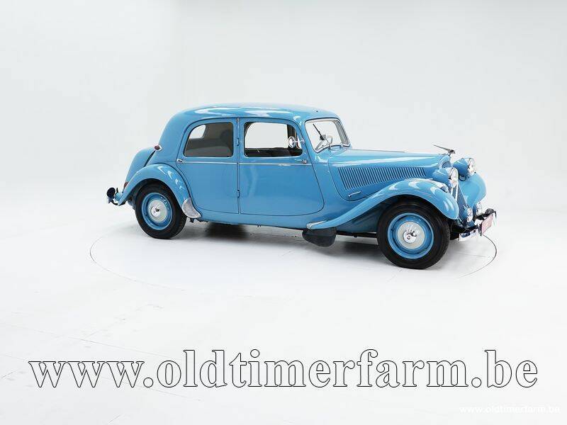 Image 3/15 of Citroën Traction Avant 11 BL (1953)