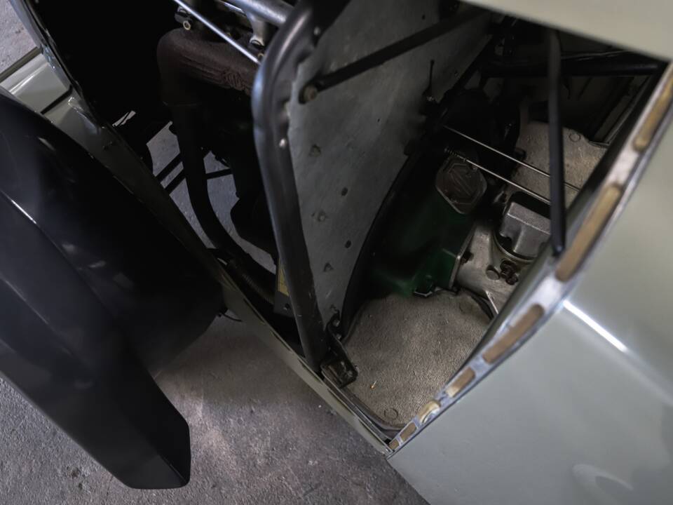 Image 64/66 of MG J1 Midget (1932)