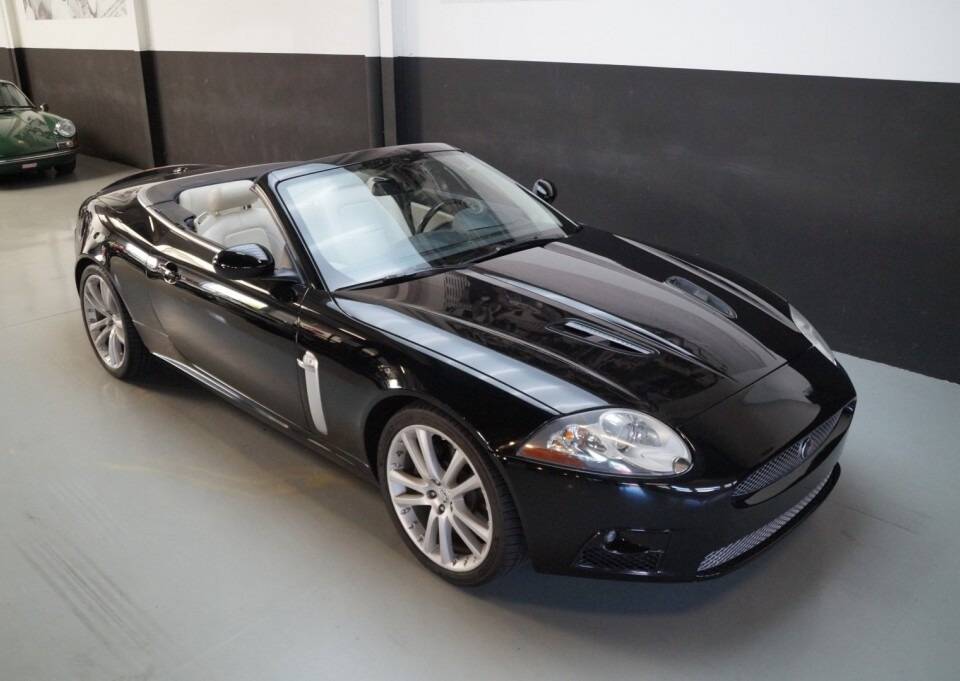 Image 10/65 de Jaguar XKR (2009)