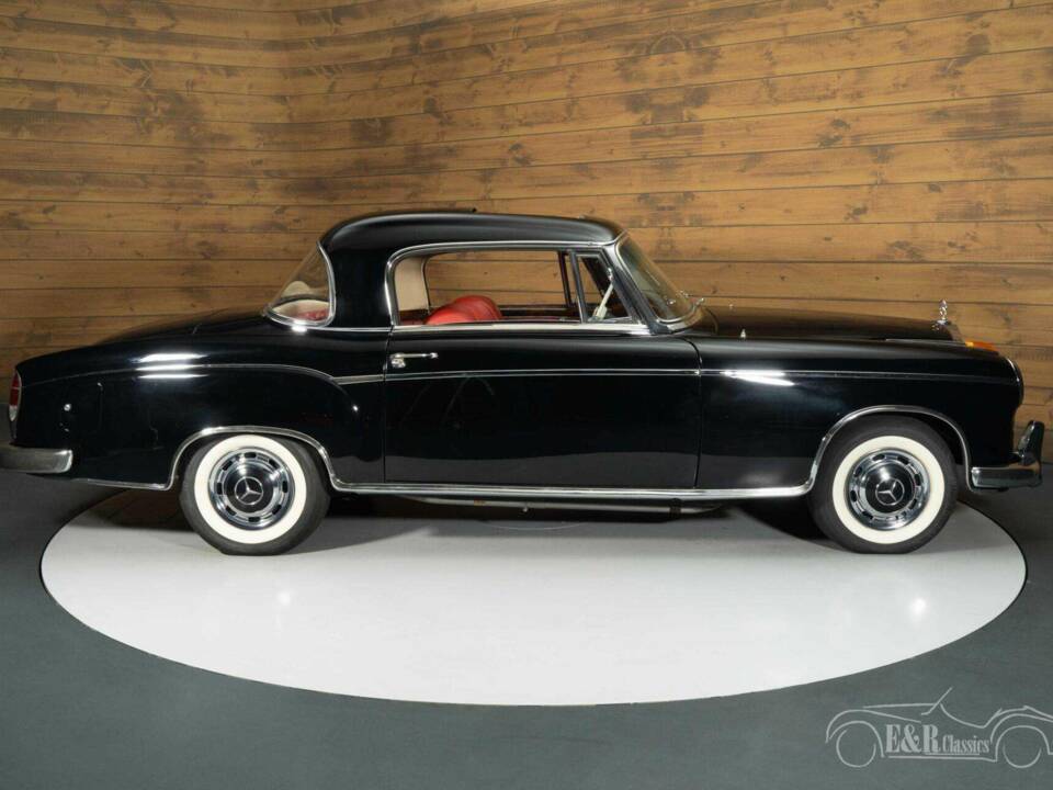 Bild 12/19 von Mercedes-Benz 220 S (1959)