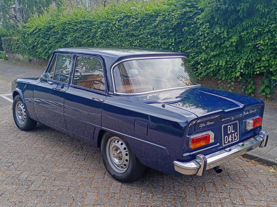 Image 3/15 of Alfa Romeo Giulia Super 1.3 (1972)