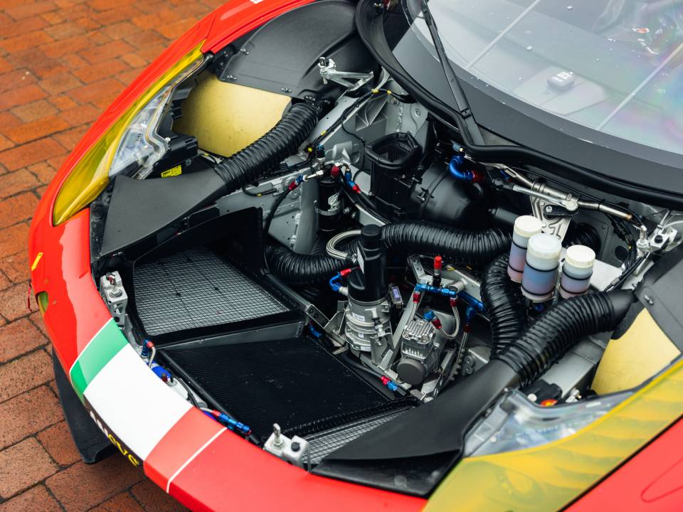 Bild 21/45 von Ferrari 458 Italia GT2 (2013)