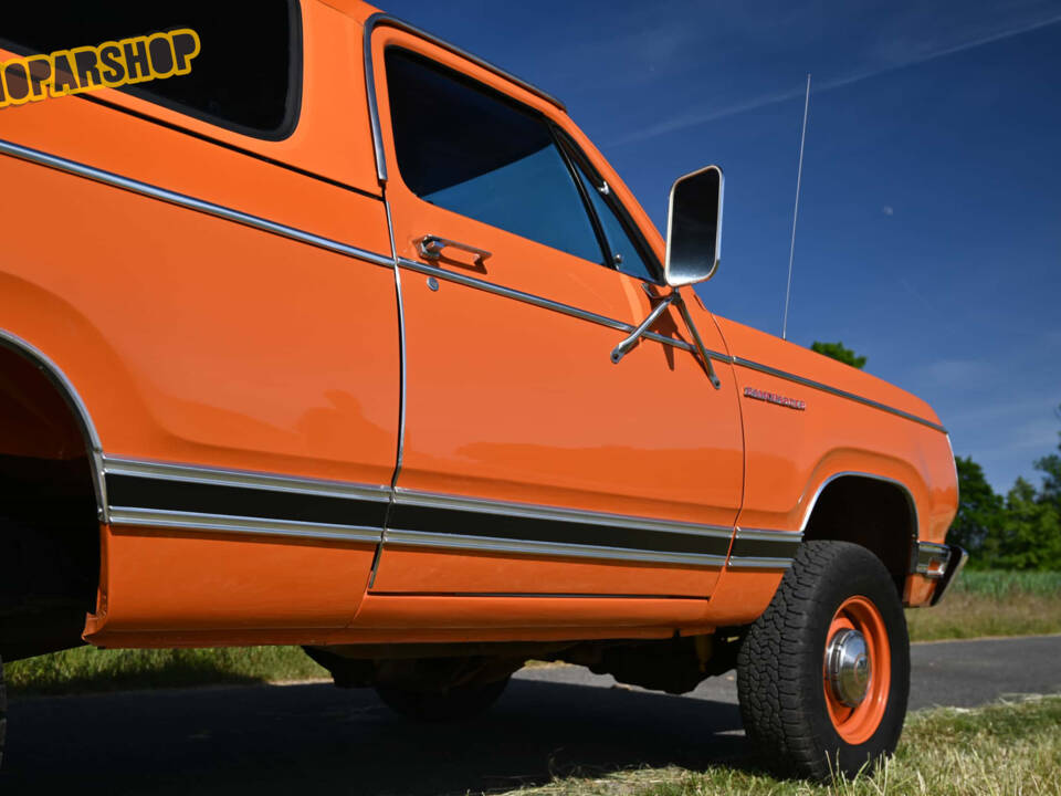 Image 30/59 of Dodge Ramcharger (1978)