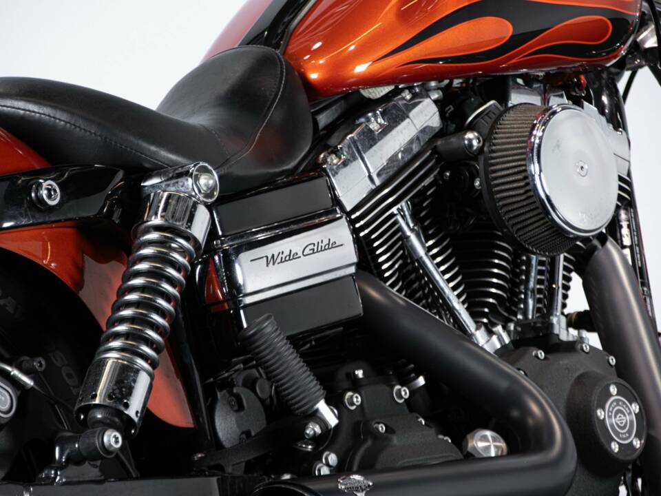 Bild 42/50 von Harley-Davidson DUMMY (2010)