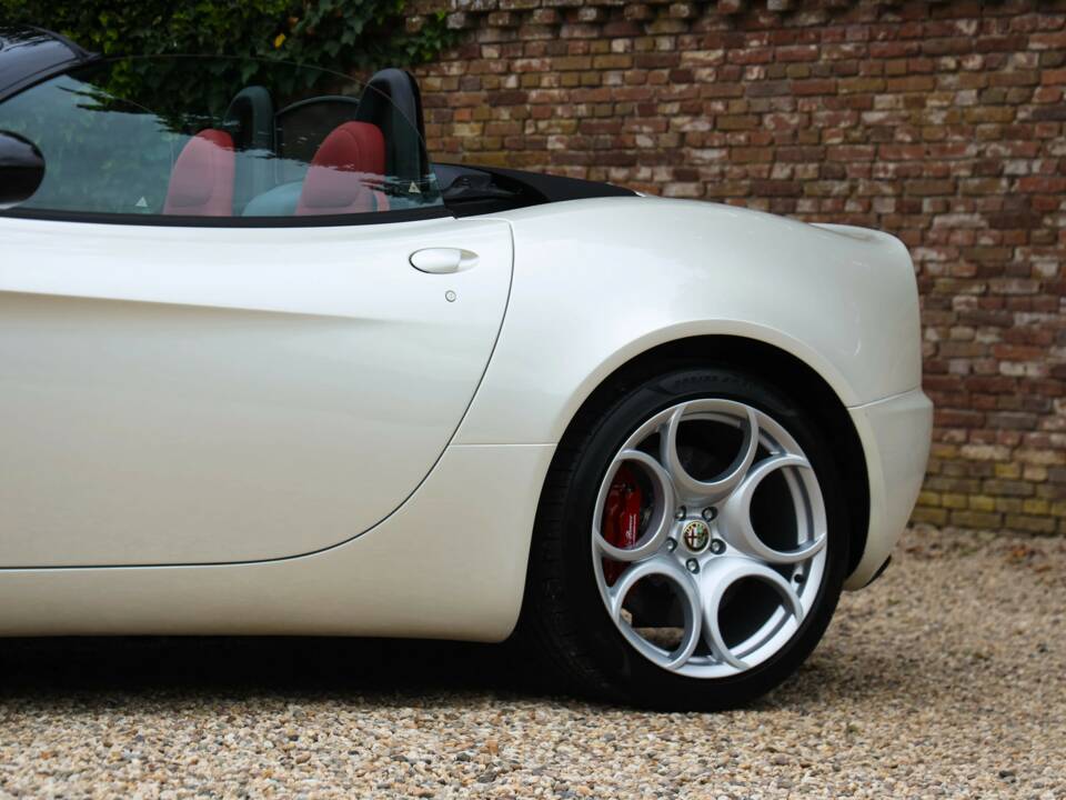 Obraz 13/50 pojazdu Alfa Romeo 8C Spider (2009)