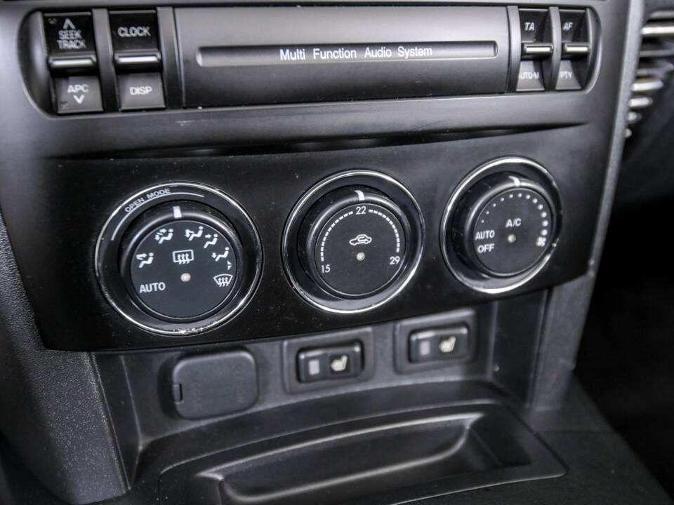 Image 26/50 of Mazda MX-5 2.0 (2009)