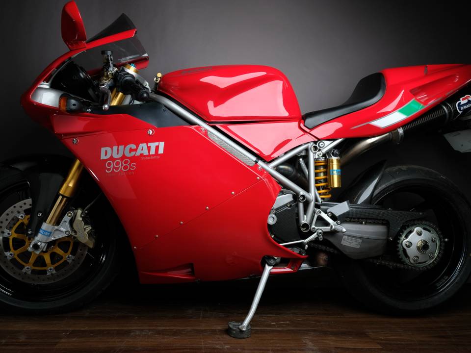 Imagen 8/9 de Ducati DUMMY (2004)