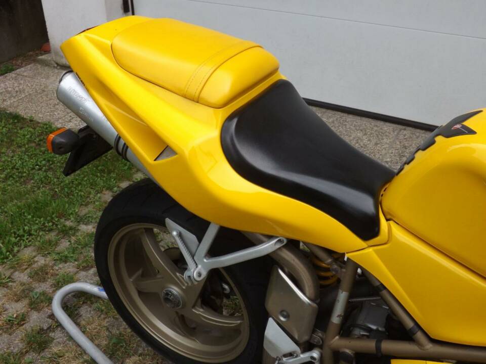 Image 14/50 of Ducati 748 Biposto (2000)