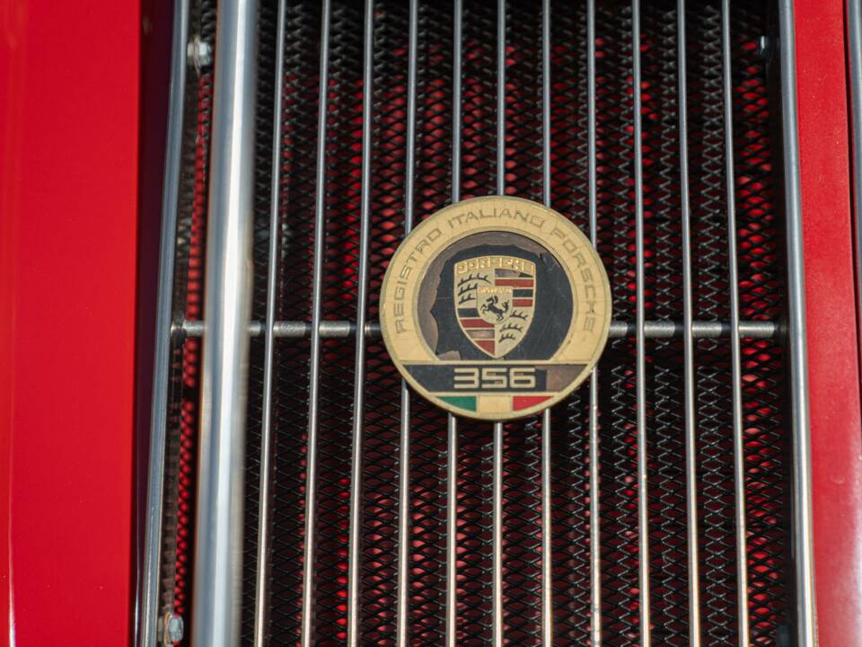 Image 26/50 of Porsche 356 C 1600 SC (1964)