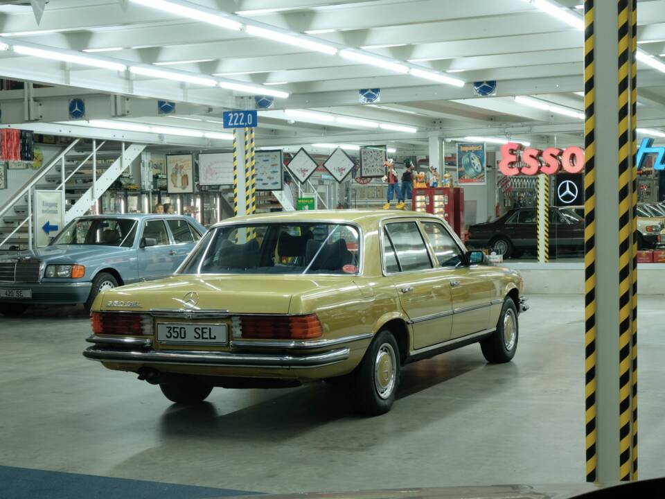 Image 10/76 of Mercedes-Benz 350 SEL (1977)