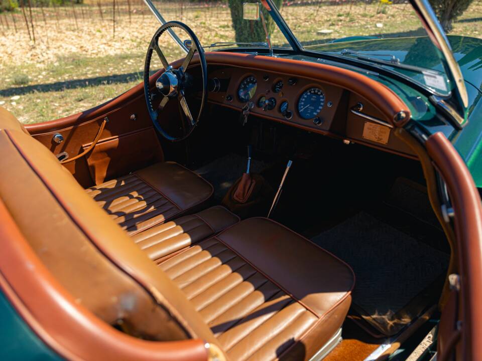 Afbeelding 29/58 van Jaguar XK 120 SE OTS (1954)