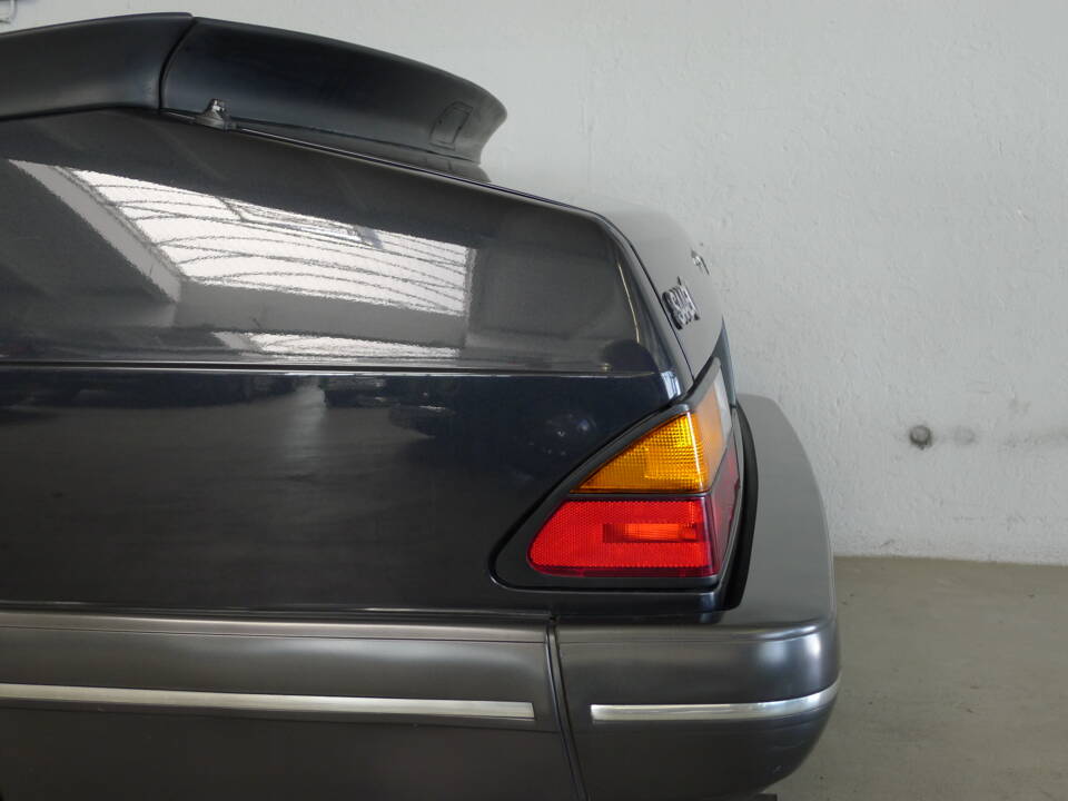 Bild 23/42 von Saab 900 S (1993)