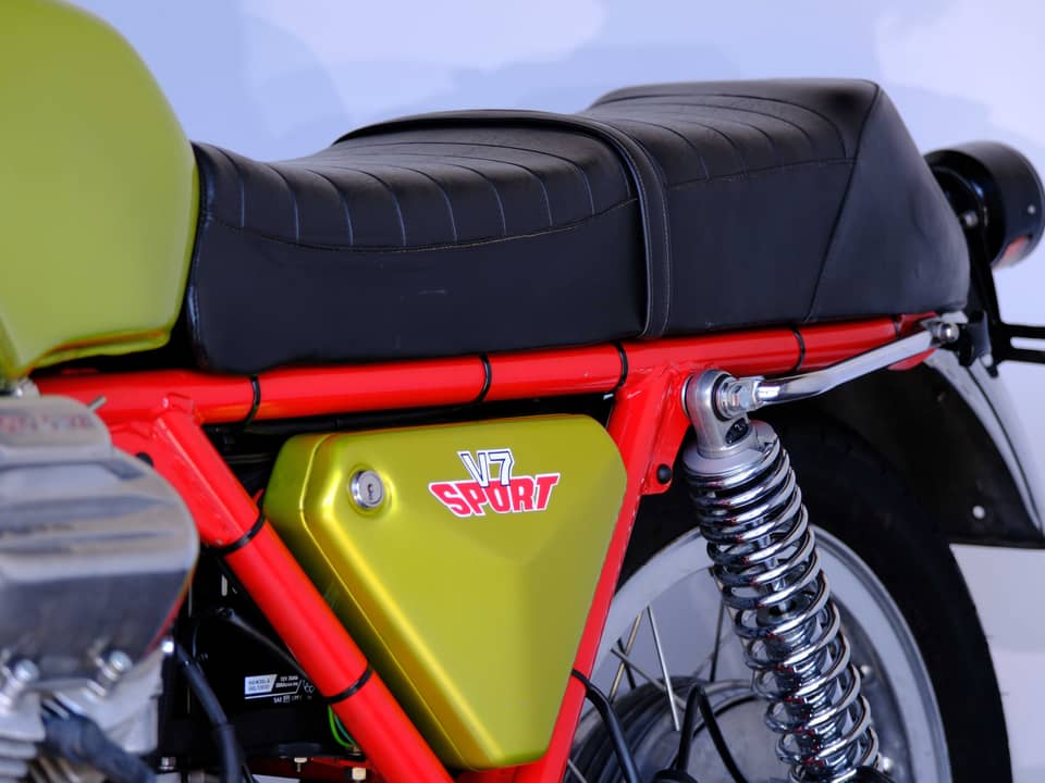 Immagine 41/80 di Moto Guzzi V7 Sport (1972)