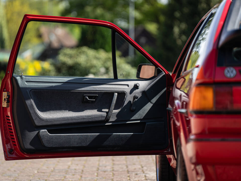 Imagen 22/40 de Volkswagen Scirocco II GT (1990)