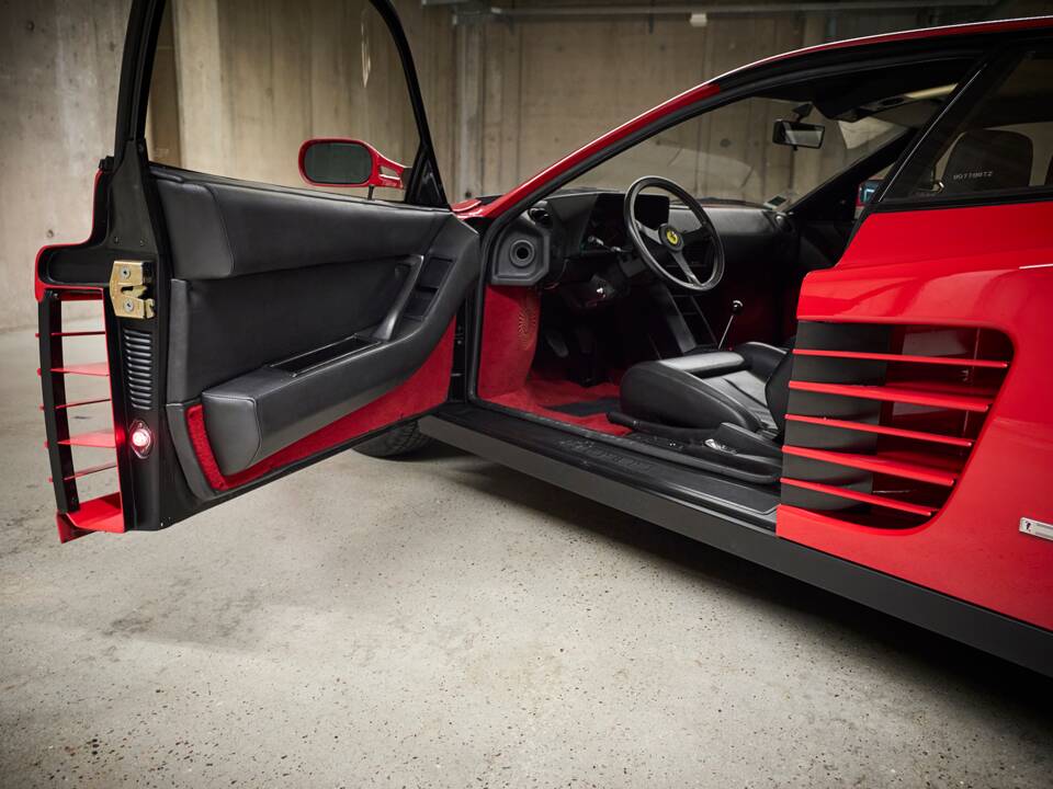 Image 59/99 of Ferrari Testarossa (1991)