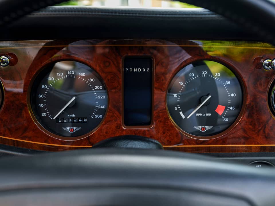 Image 19/32 de Bentley Continental (1993)