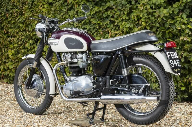 Image 41/45 of Triumph Bonneville T120TT (1967)
